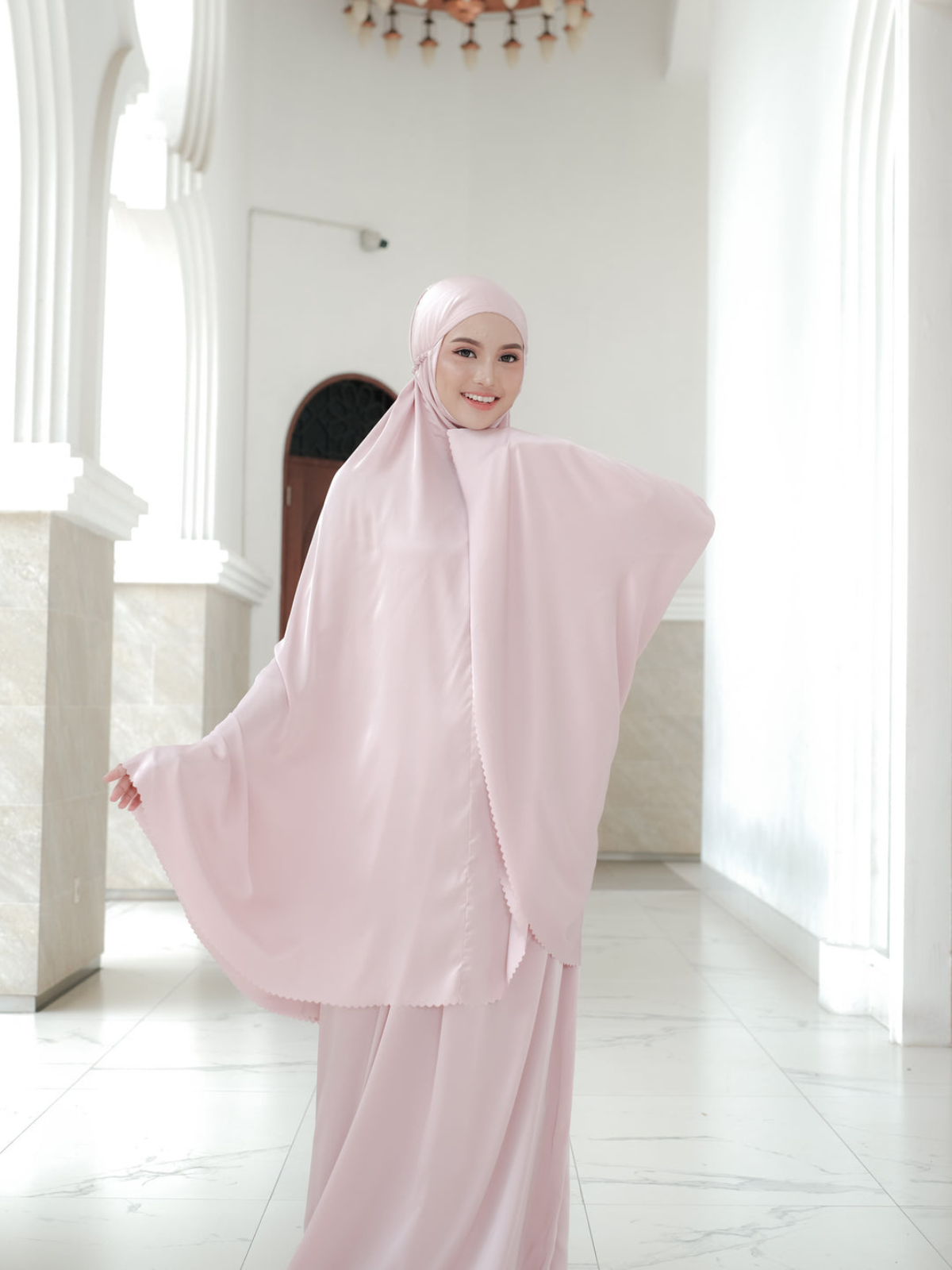 Pastel Pink Silk Crepe Prayer Lebas